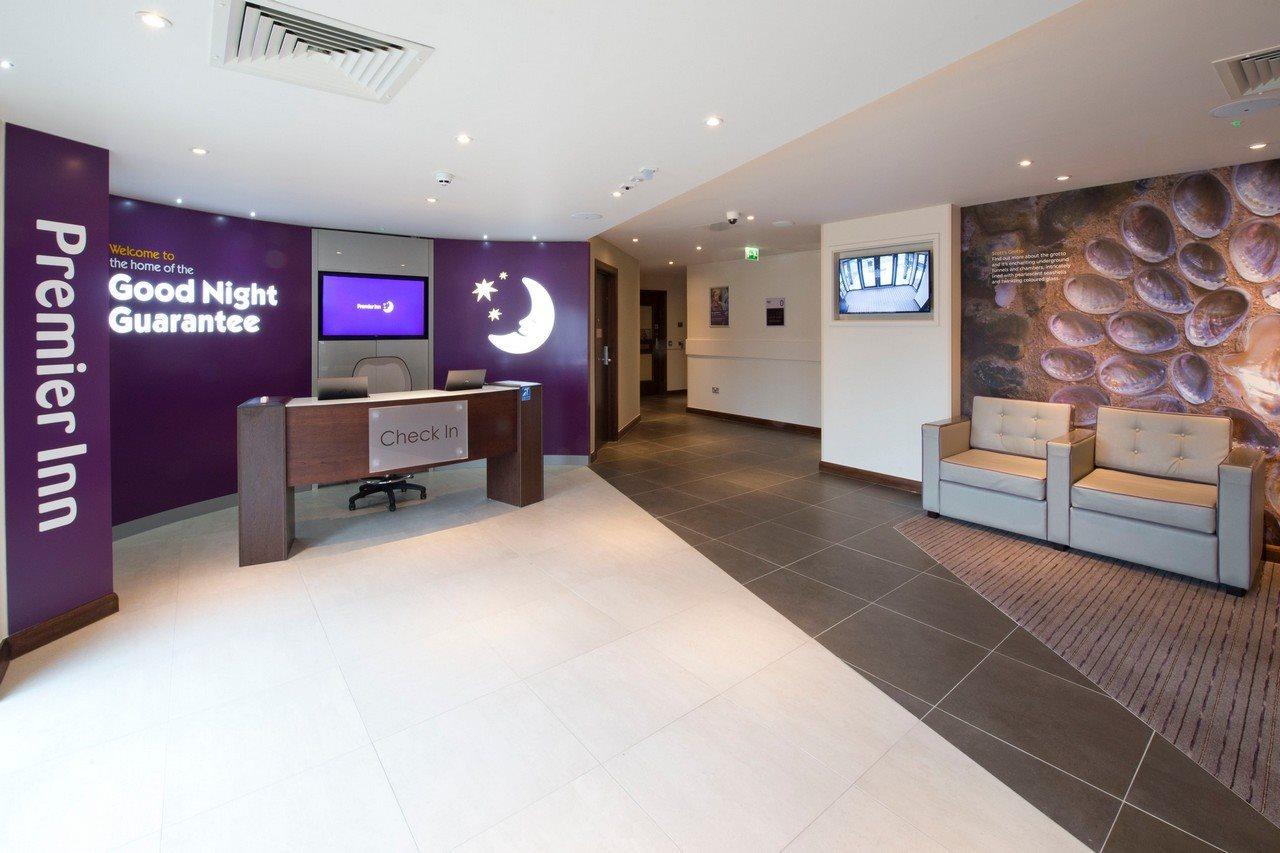 Premier Inn Ware Exterior foto